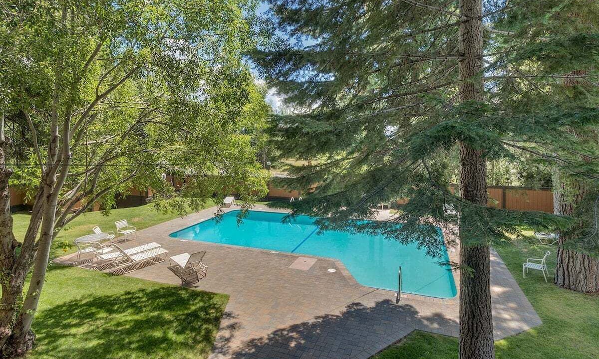 Photo of Others in Lake Forest