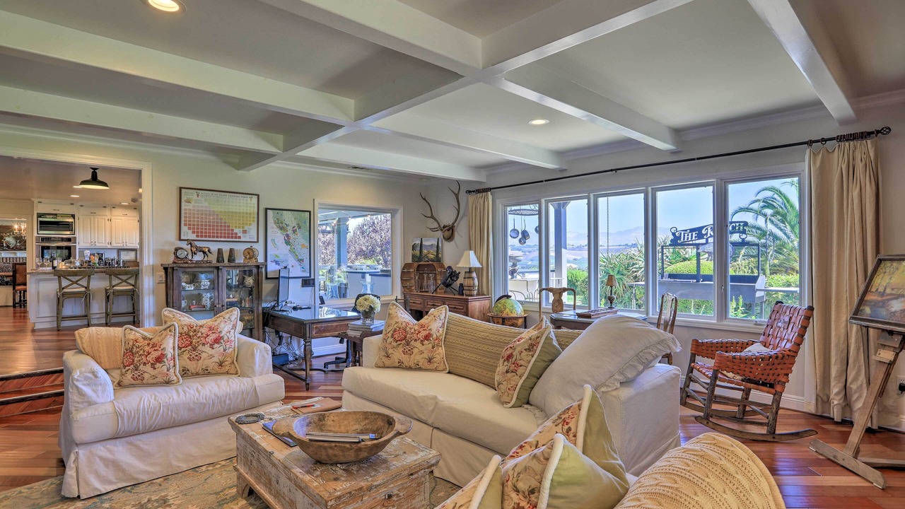 Photo of Livingroom in Solvang
