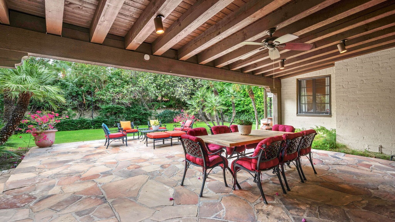 Photo of Outdoor in The Movie Colony