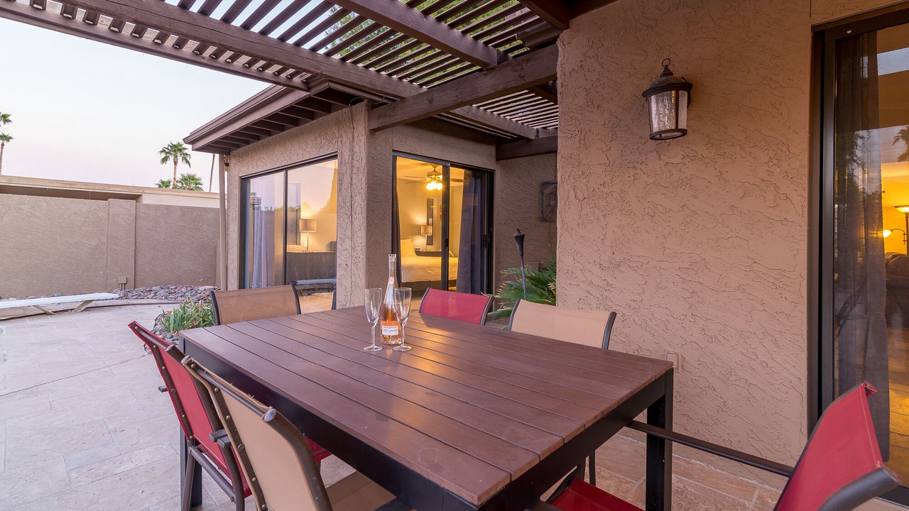 Photo of Outdoor in Raskin Estates