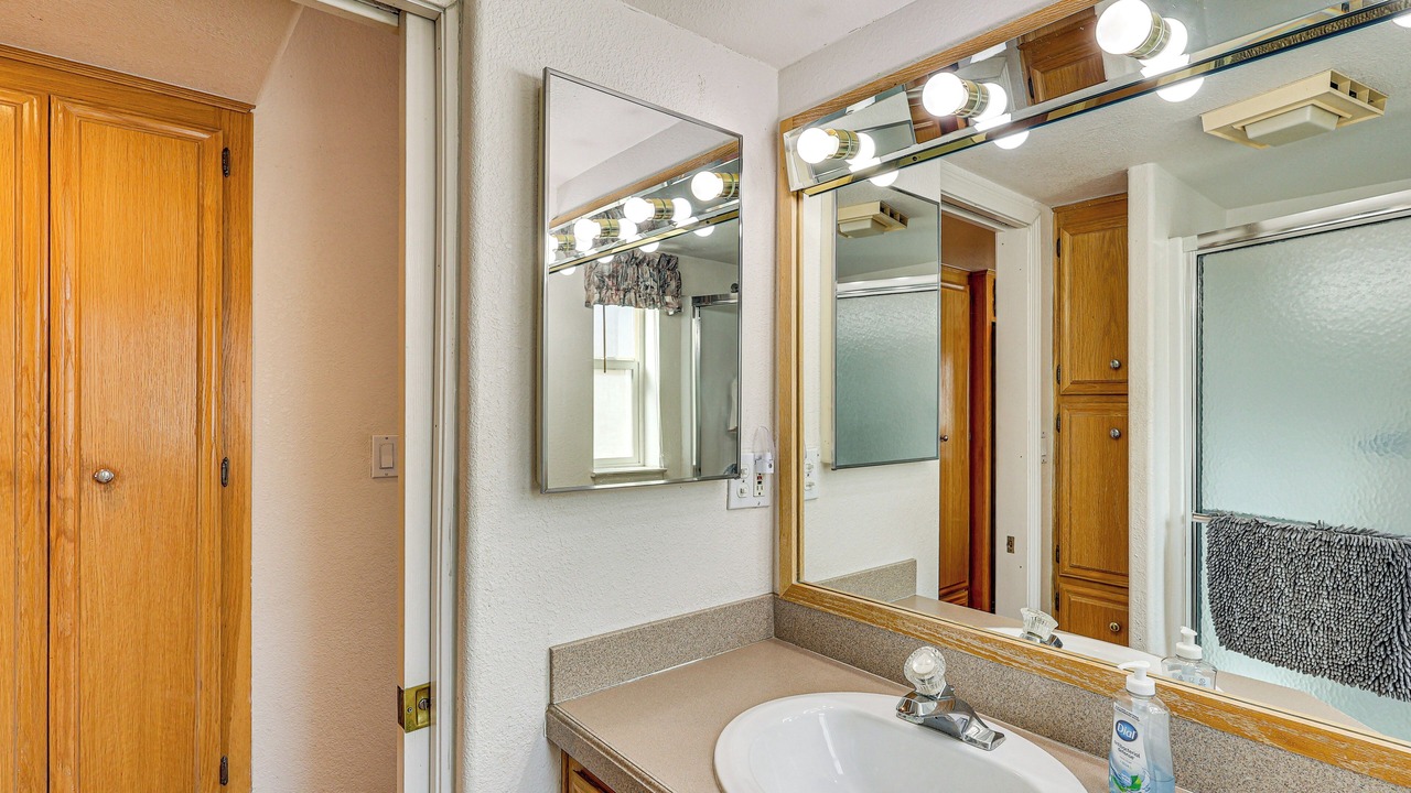 Photo of Bathroom in Lake Havasu City