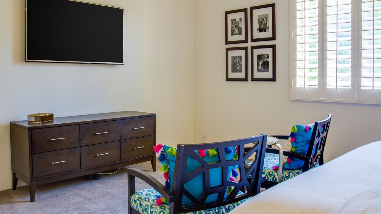 Photo of Bedroom in The Movie Colony