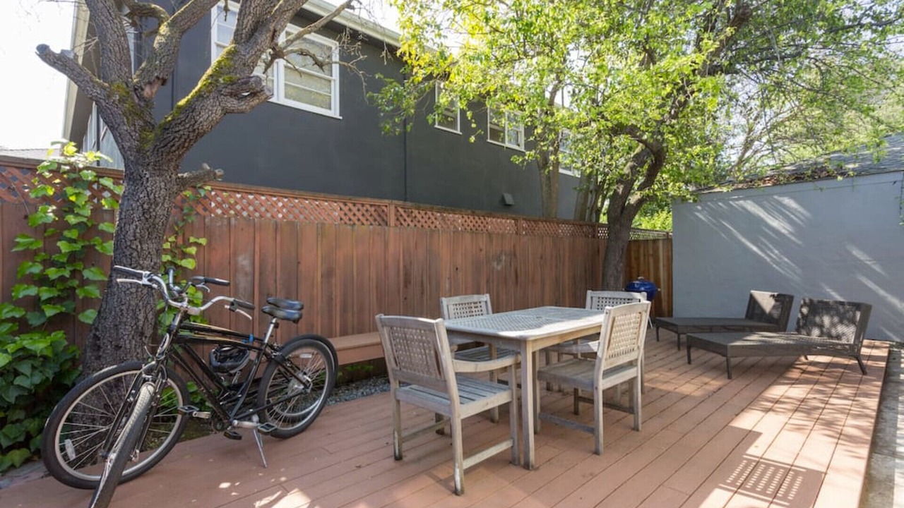 Photo of Outdoor in Stanford
