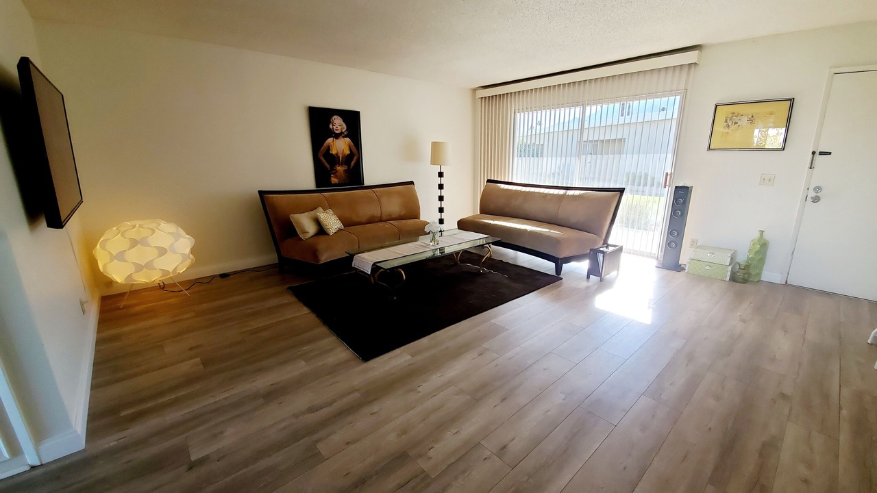 Photo of Livingroom in Indian Canyon