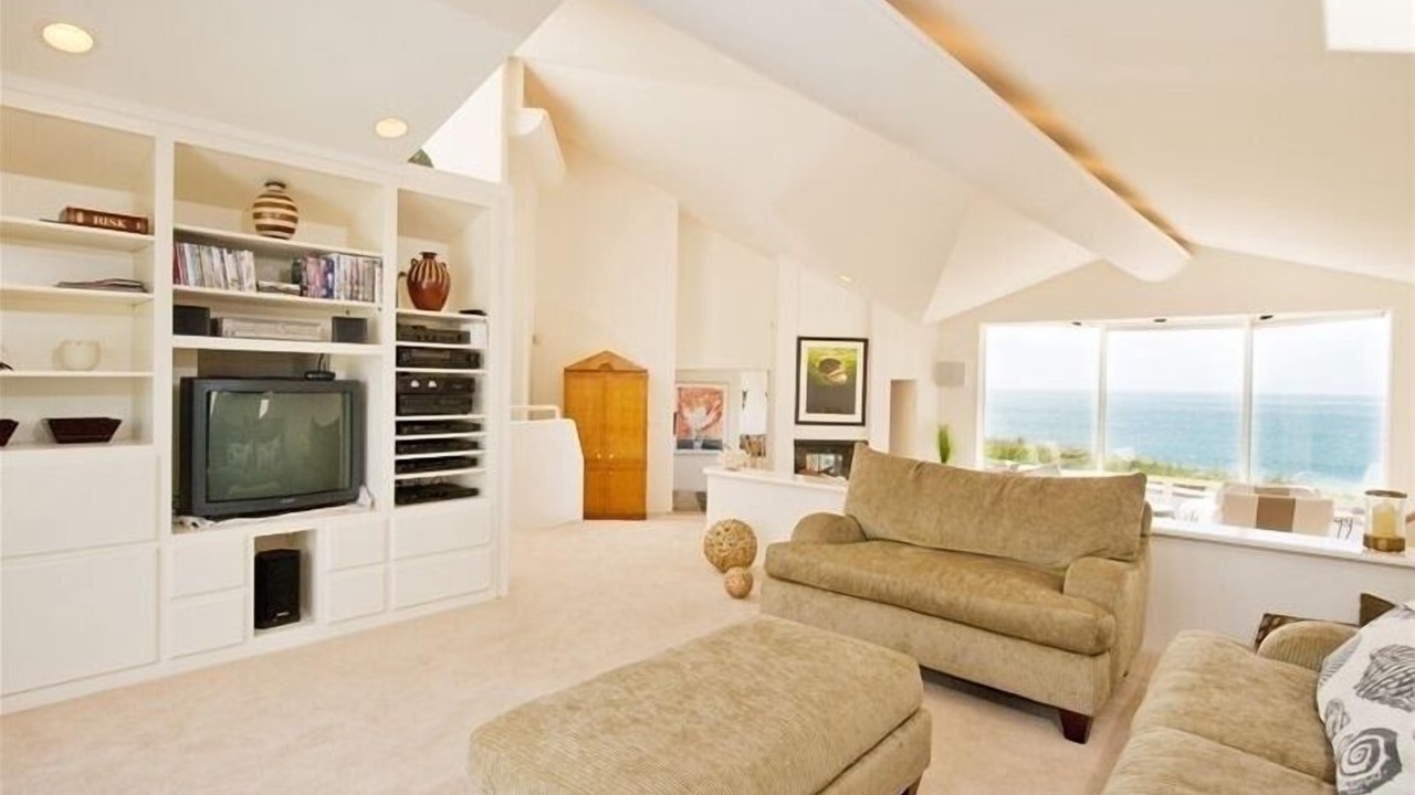 Photo of Bedroom in Bodega Bay
