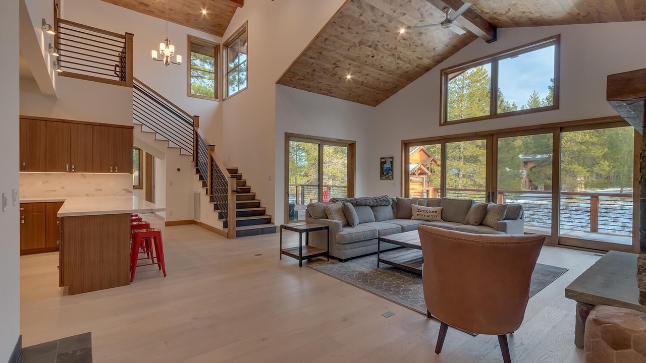 Photo of Livingroom in Truckee