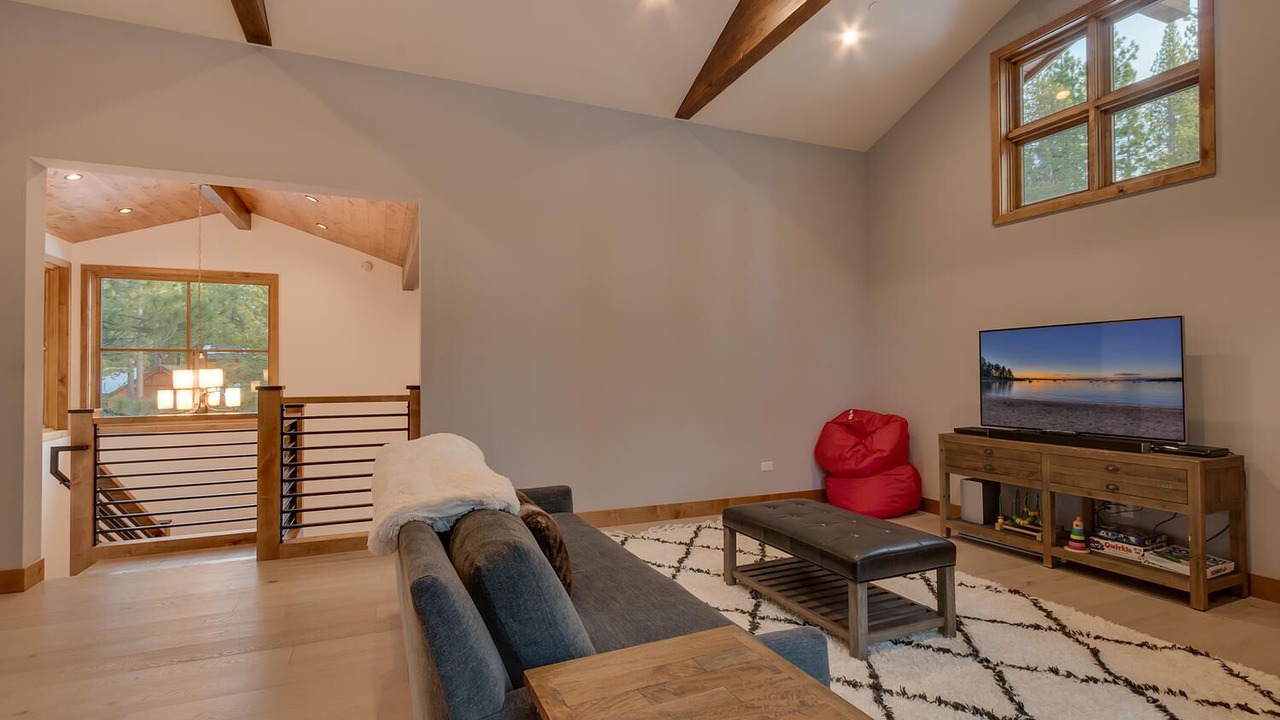 Photo of Livingroom in Truckee