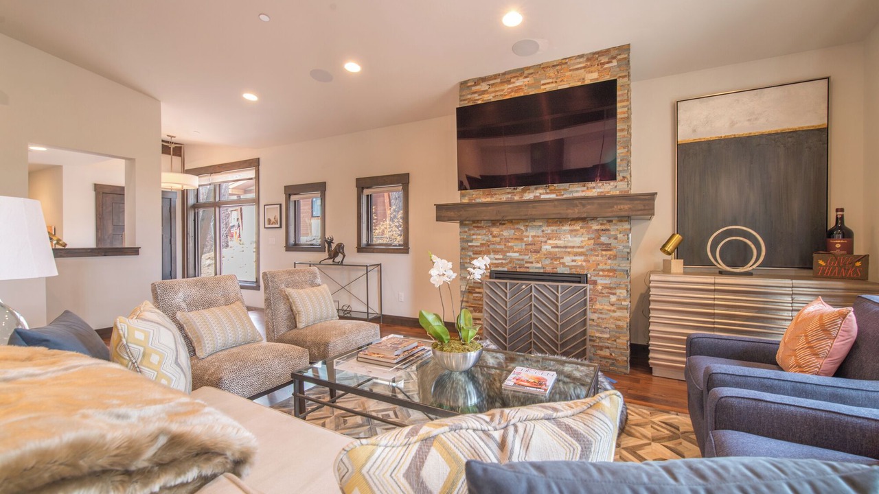 Photo of Livingroom in Truckee