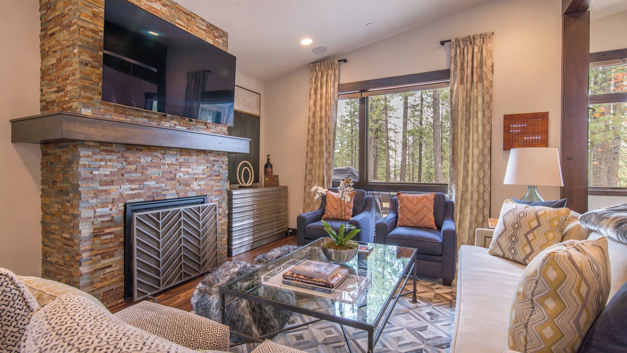Photo of Livingroom in Truckee
