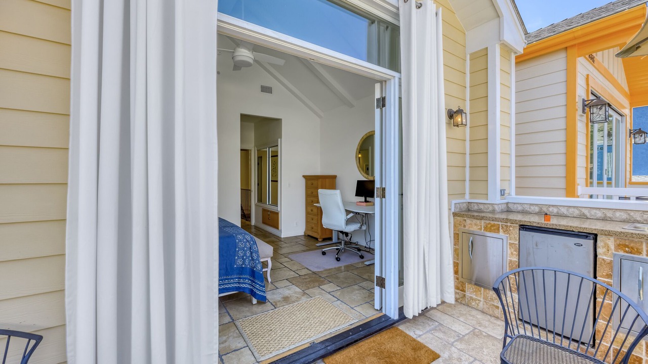 Photo of Patio Balcony in Avalon