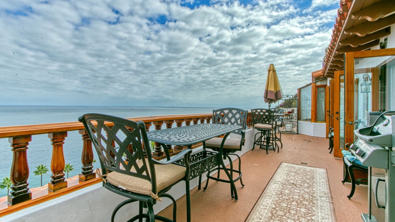Photo of Patio Balcony in Avalon