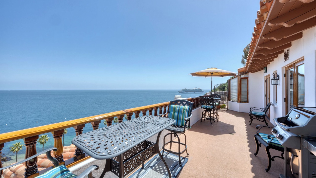 Photo of Patio Balcony in Avalon