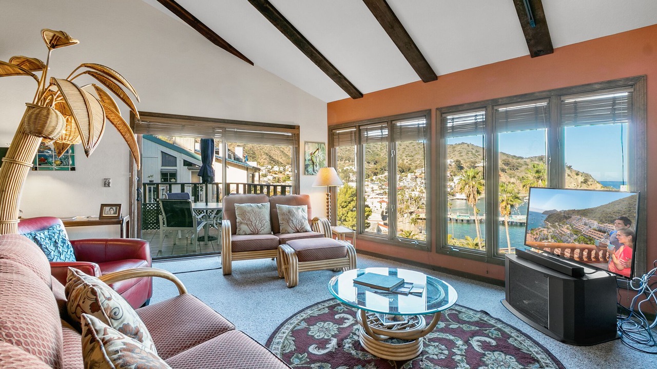 Photo of Bedroom in Avalon