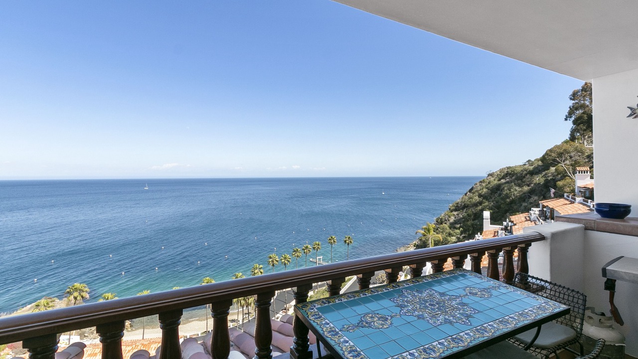 Photo of Patio Balcony in Avalon