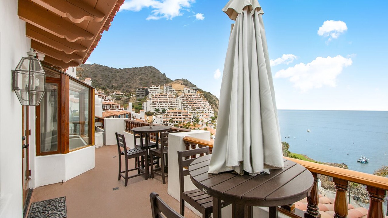 Photo of Patio Balcony in Avalon