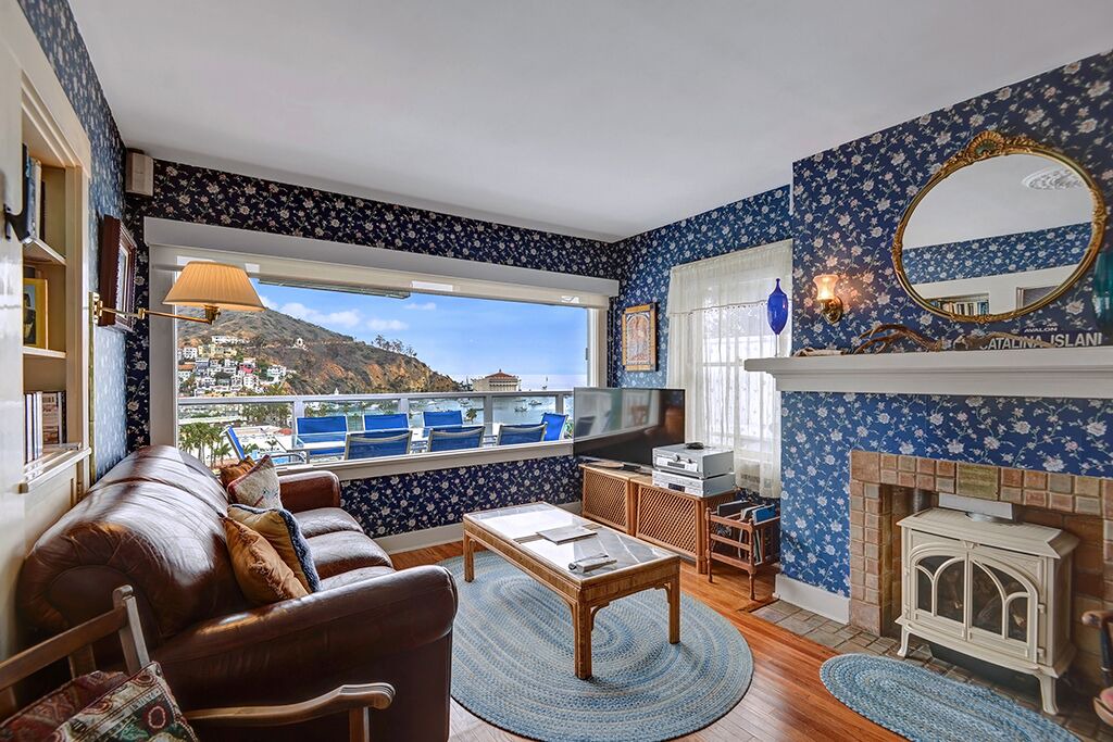 Photo of Bedroom in Avalon