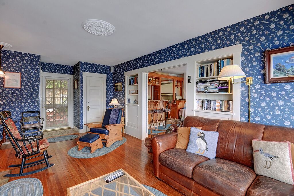 Photo of Bedroom in Avalon