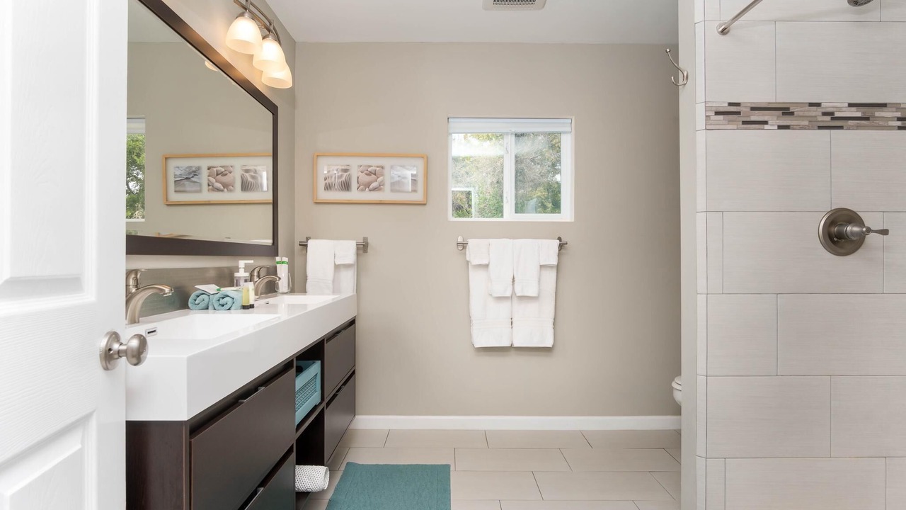 Photo of Bathroom in Cottonwood