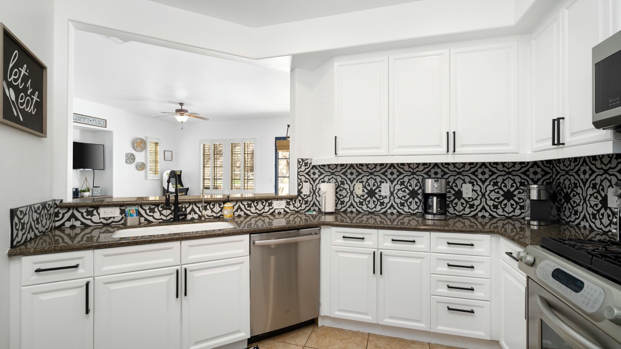 Photo of Kitchen in La Quinta