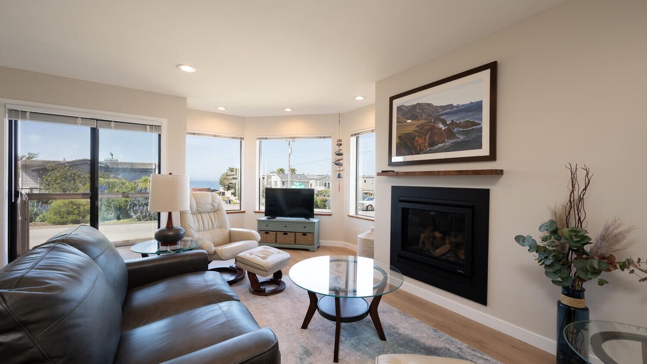 Photo of Livingroom in Marine Terrace