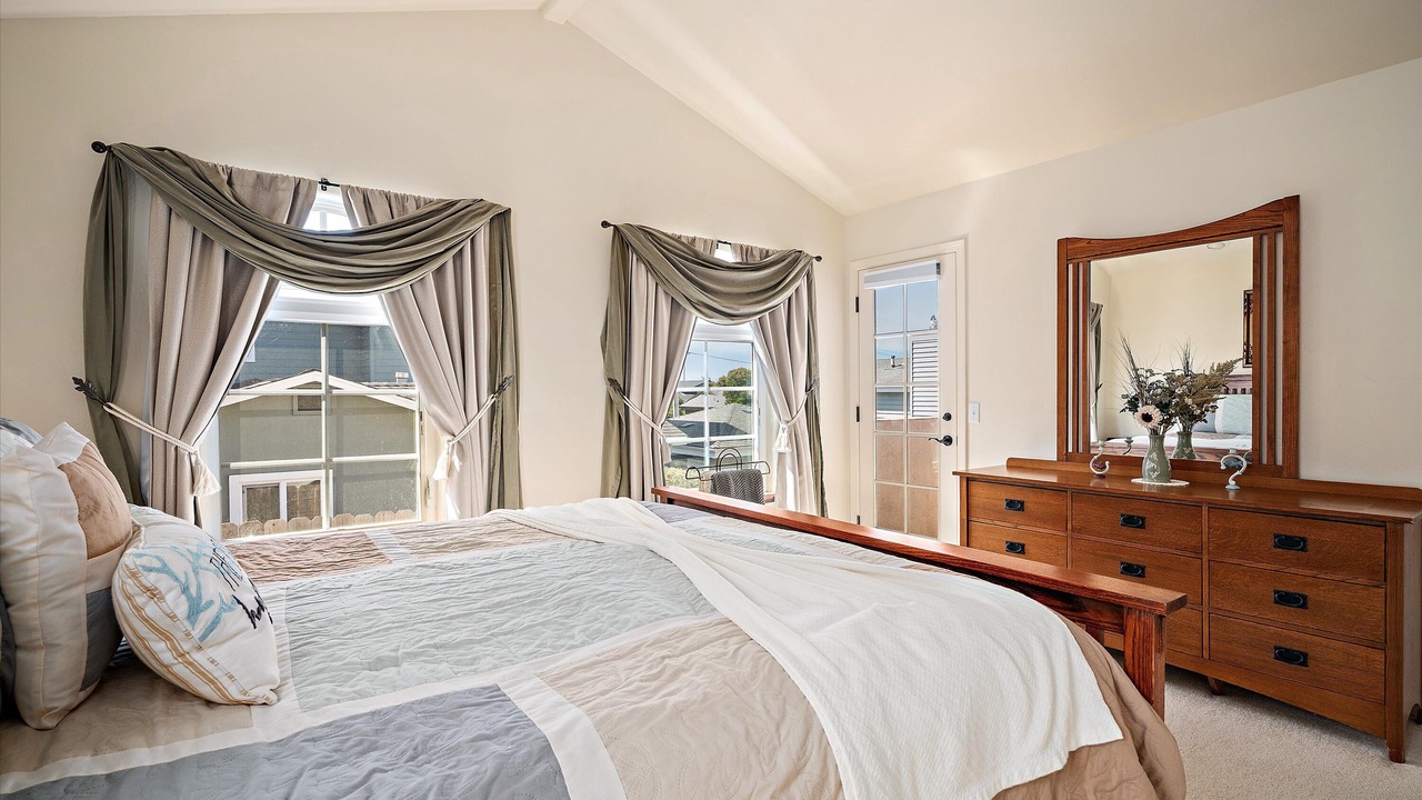 Photo of Bedroom in Marine Terrace