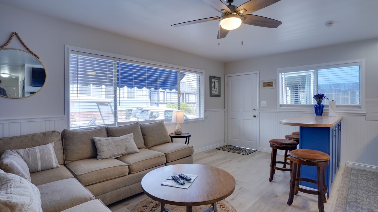 Photo of Livingroom in Avalon