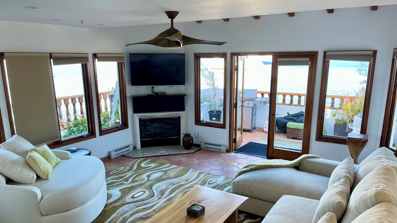 Photo of Livingroom in Avalon