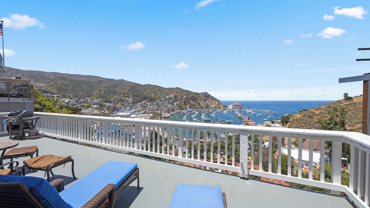 Photo of Patio Balcony in Avalon