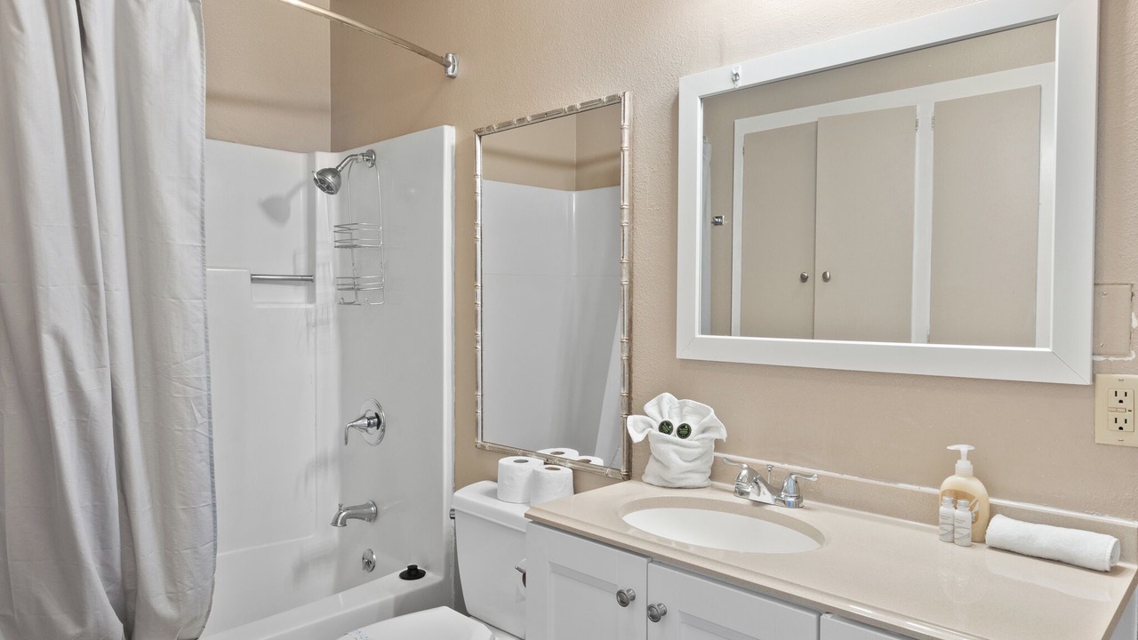 Photo of Bathroom in Avalon