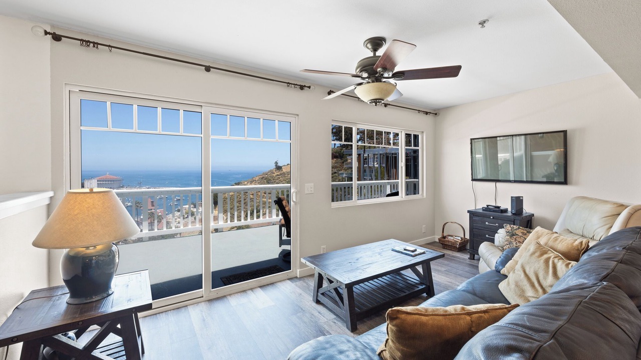Photo of Patio Balcony in Avalon