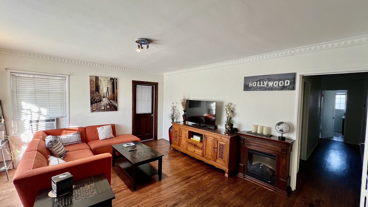 Photo of Livingroom in Mid City