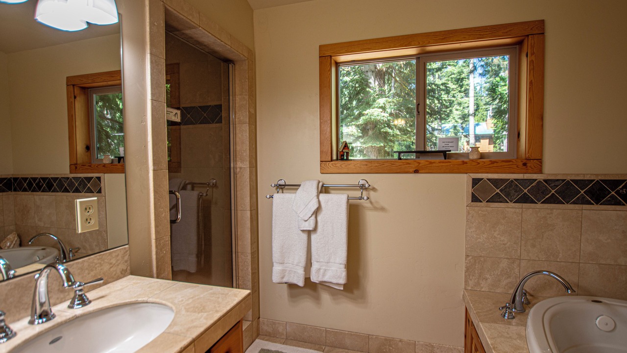 Photo of Bathroom in Tahoe Woods