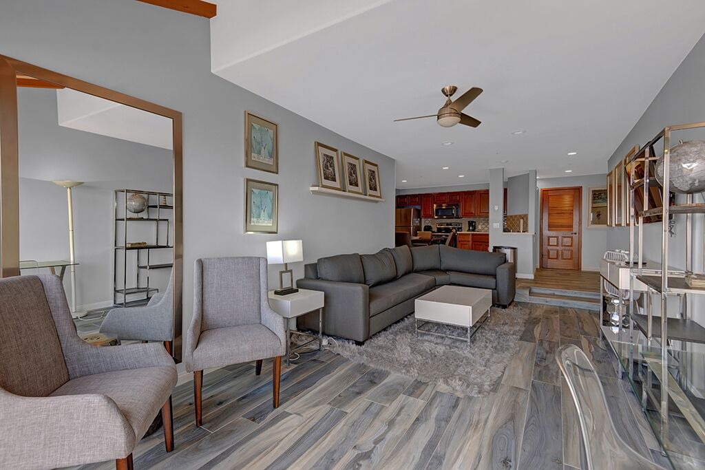 Photo of Bedroom in Avalon