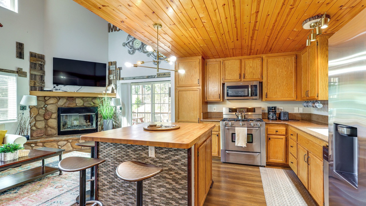 Photo of Kitchen in Crestline