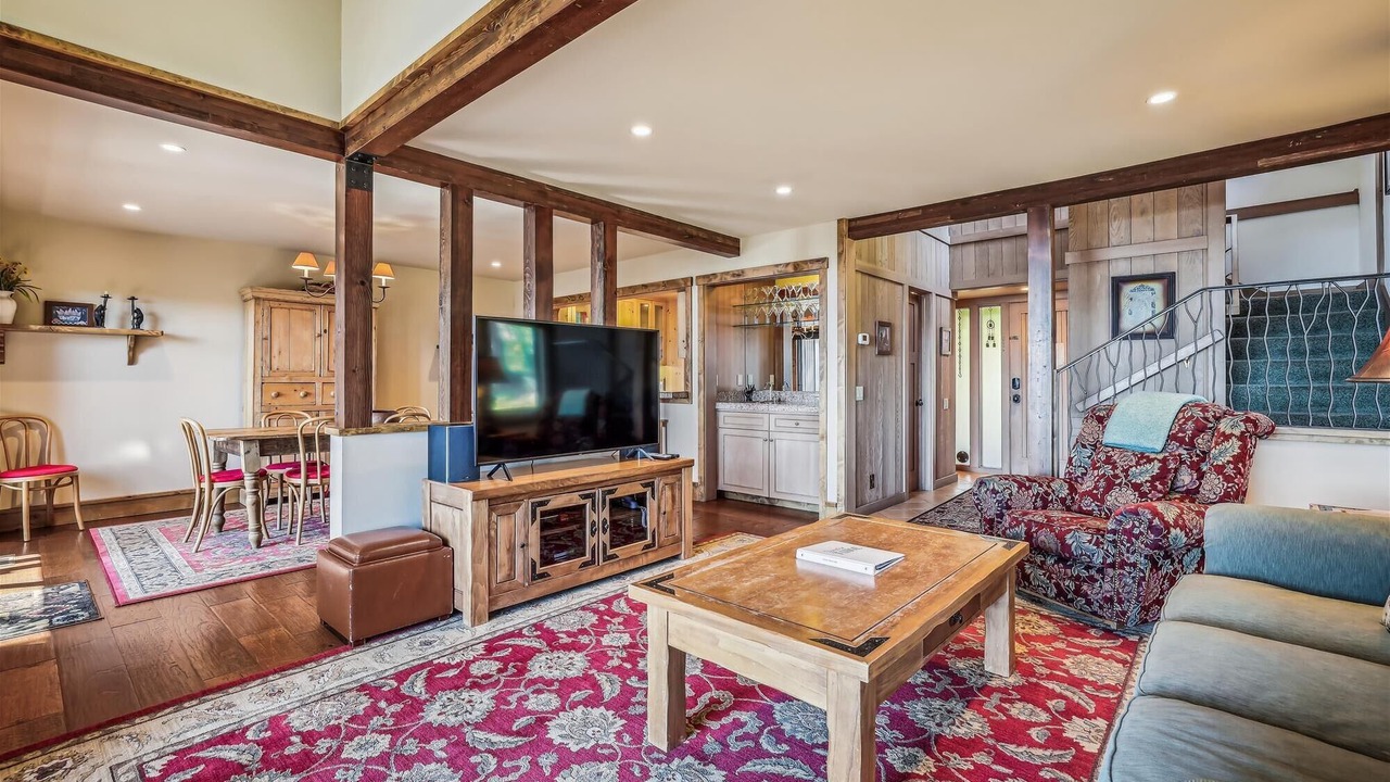 Photo of Livingroom in Tahoe City