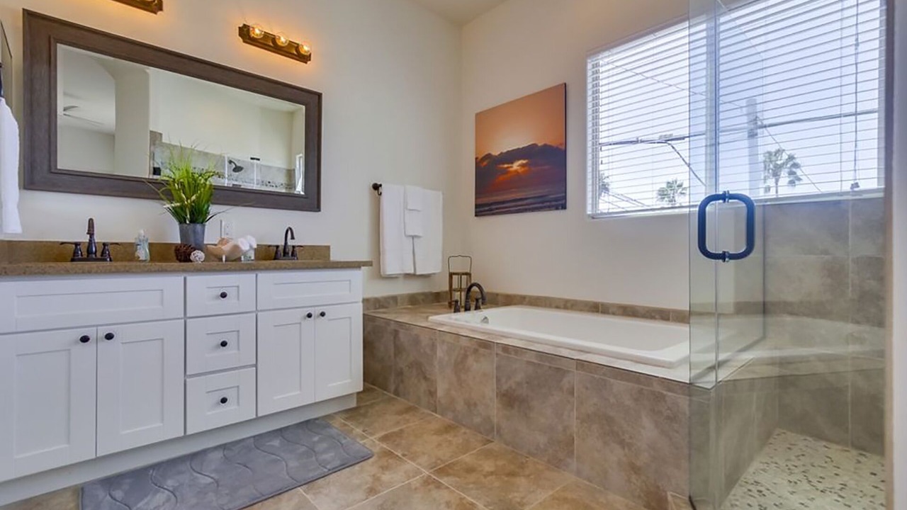 Photo of Bathroom in Townsite