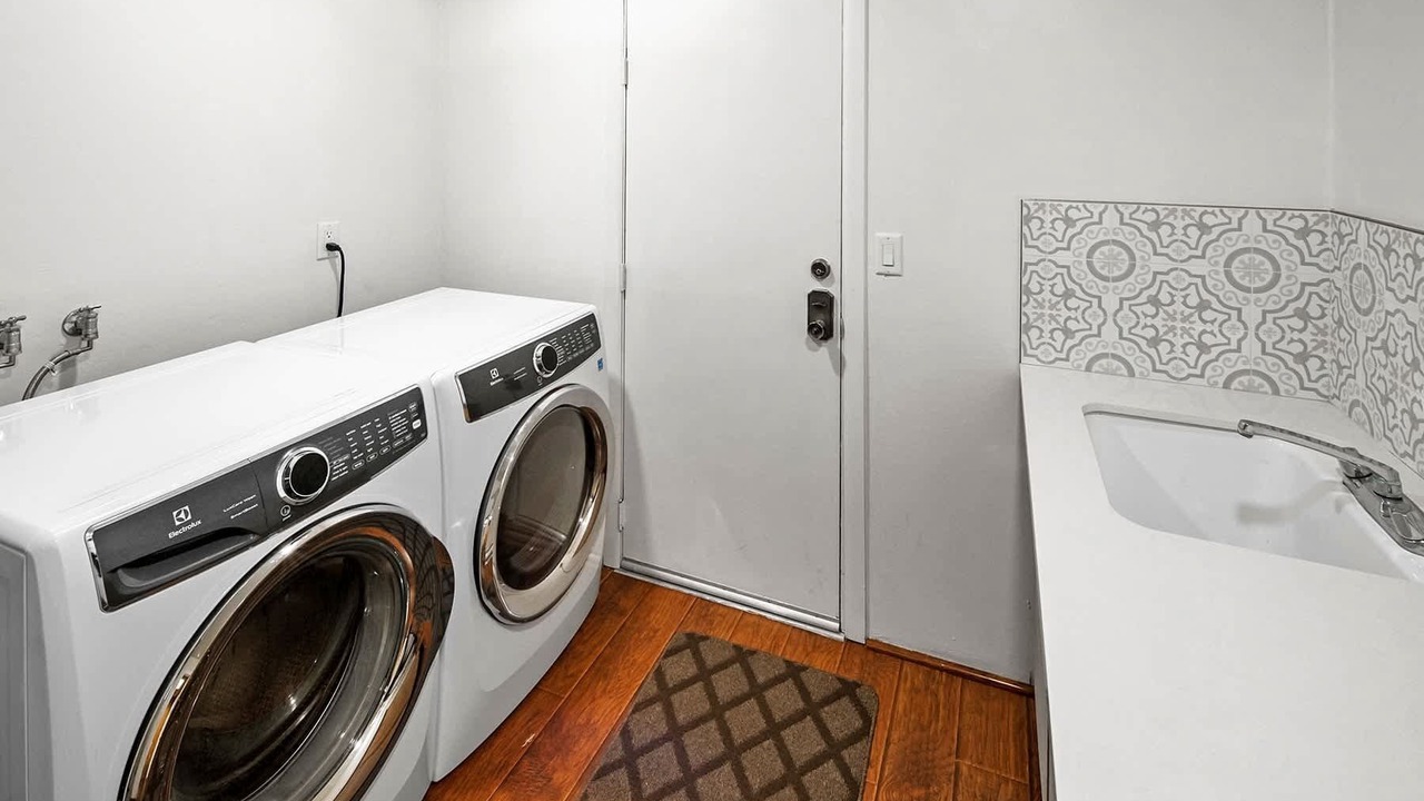 Photo of Bedroom in Summit Estates