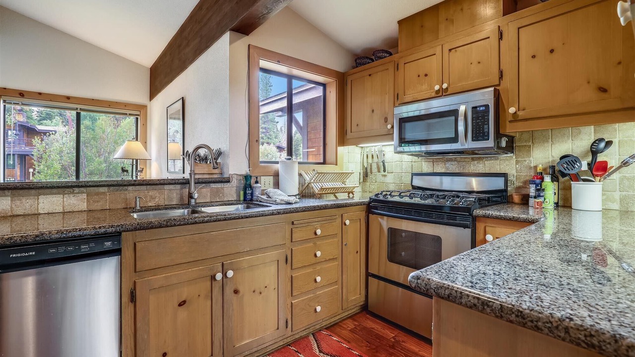 Photo of Kitchen in Tahoe City