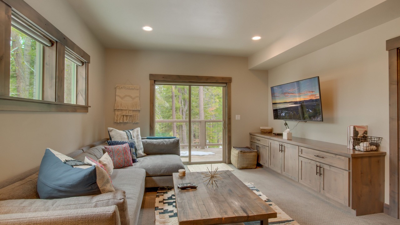 Photo of Livingroom in Truckee