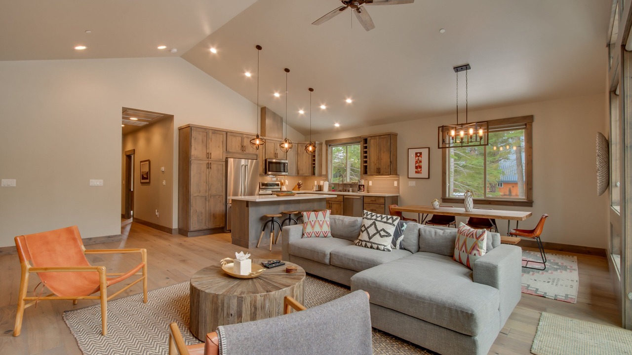 Photo of Livingroom in Truckee