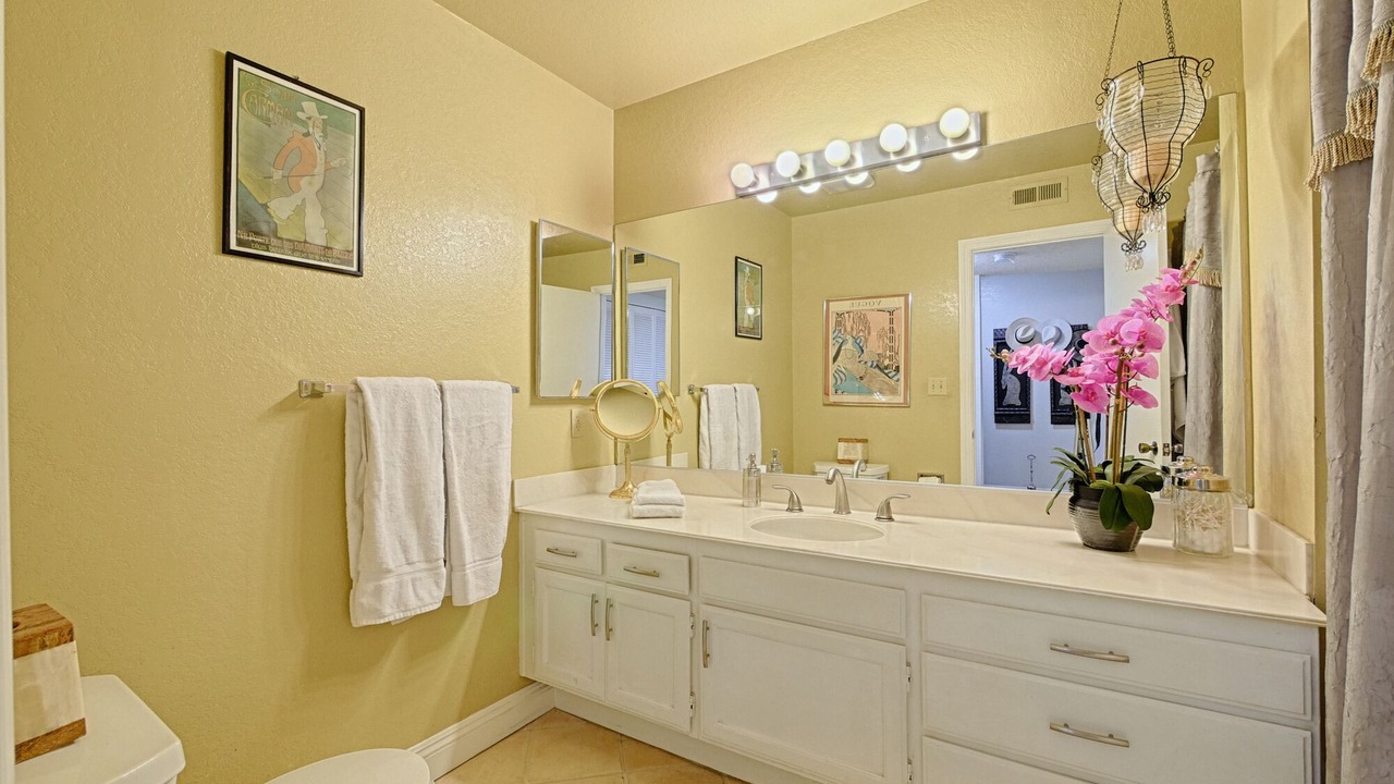 Photo of Bathroom in Palm Desert