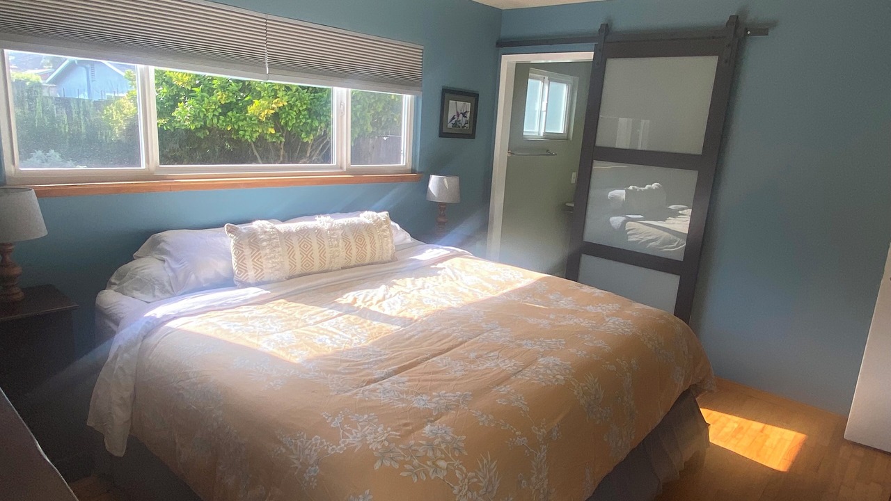 Photo of Bedroom in Opal Cliffs