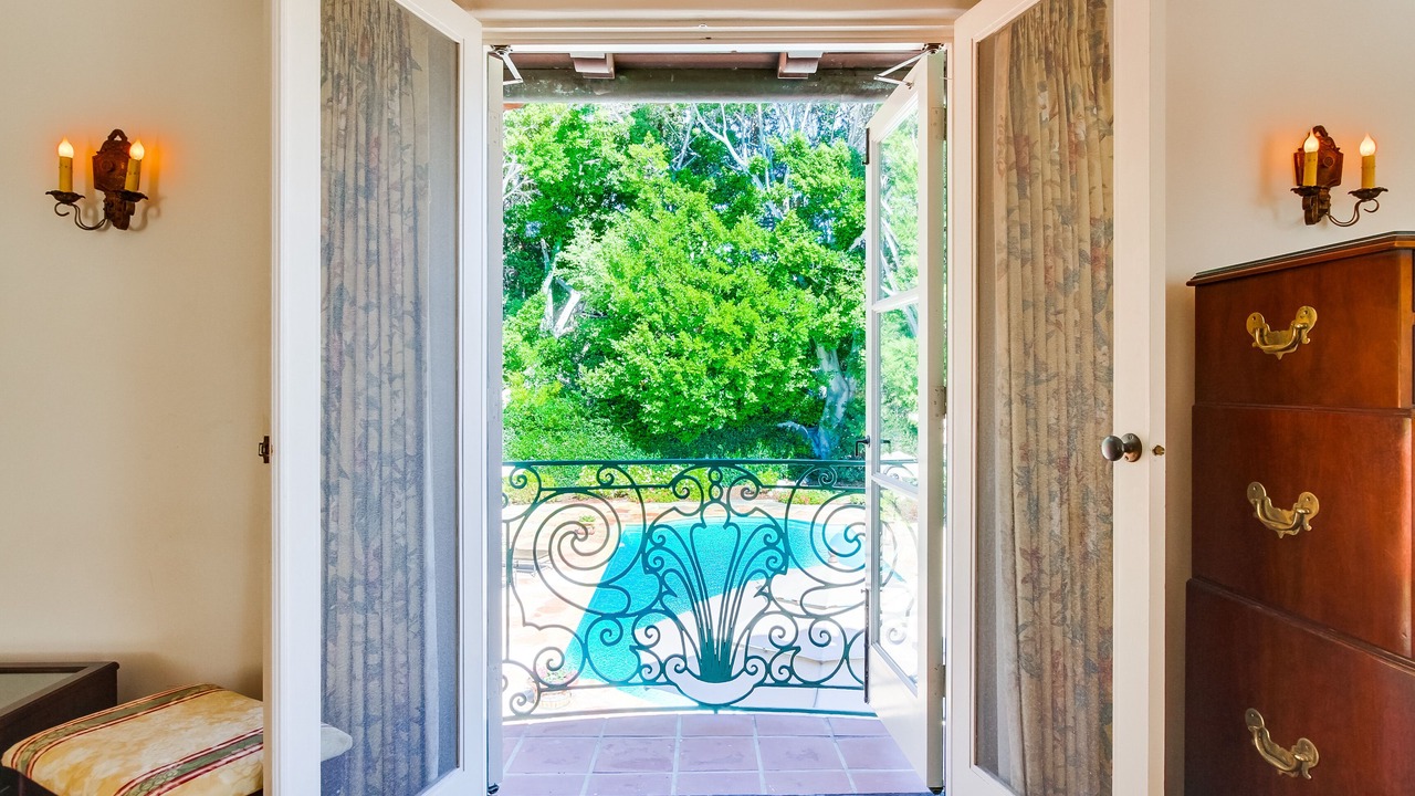 Photo of Patio Balcony in Lower Hermosa