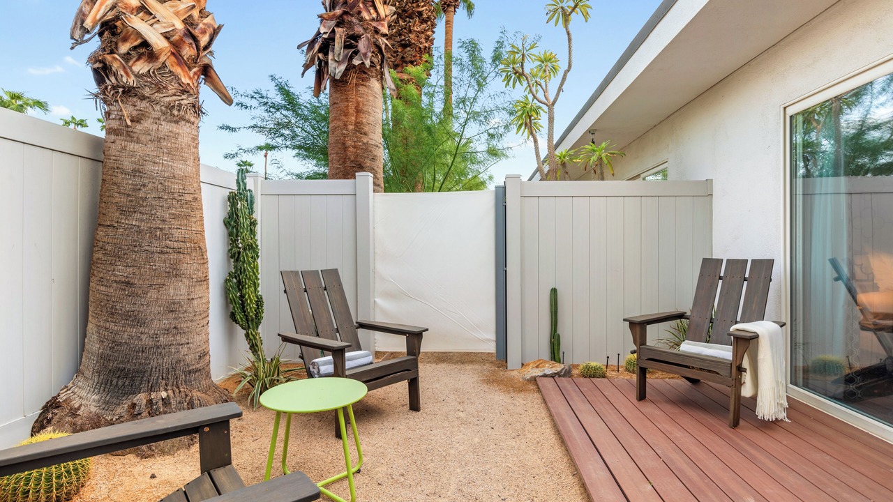 Photo of Patio Balcony in Uptown Design District