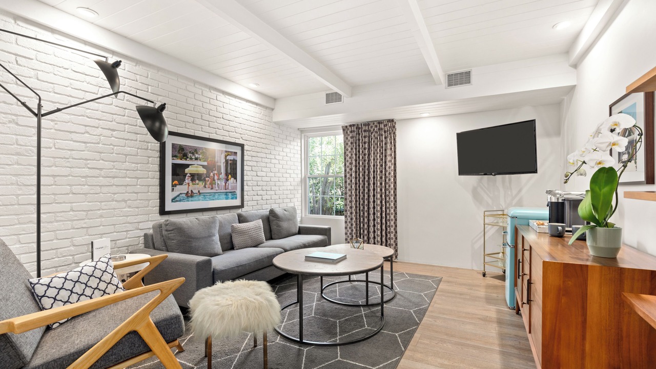 Photo of Livingroom in Uptown Design District