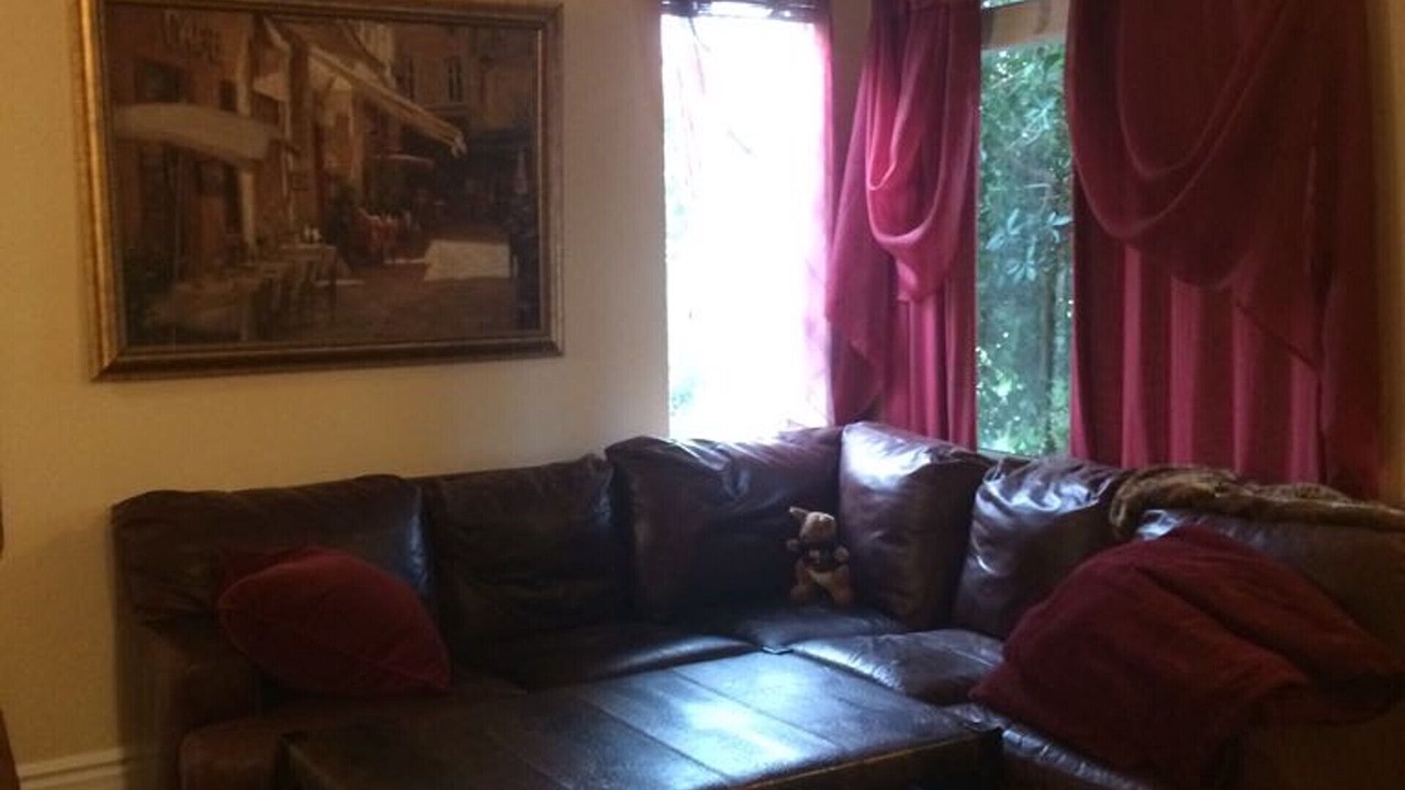 Photo of Livingroom in Downtown