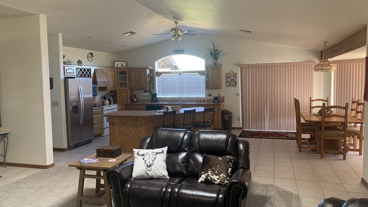 Photo of Livingroom in Anthem
