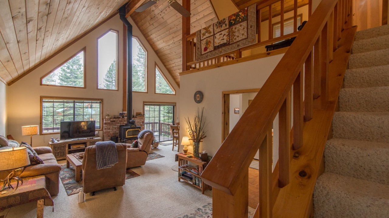 Photo of Livingroom in Truckee