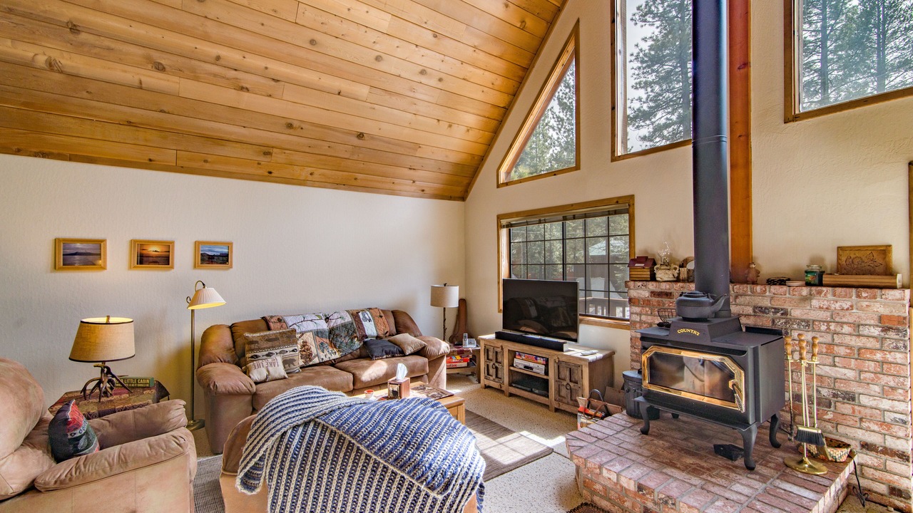 Photo of Livingroom in Truckee