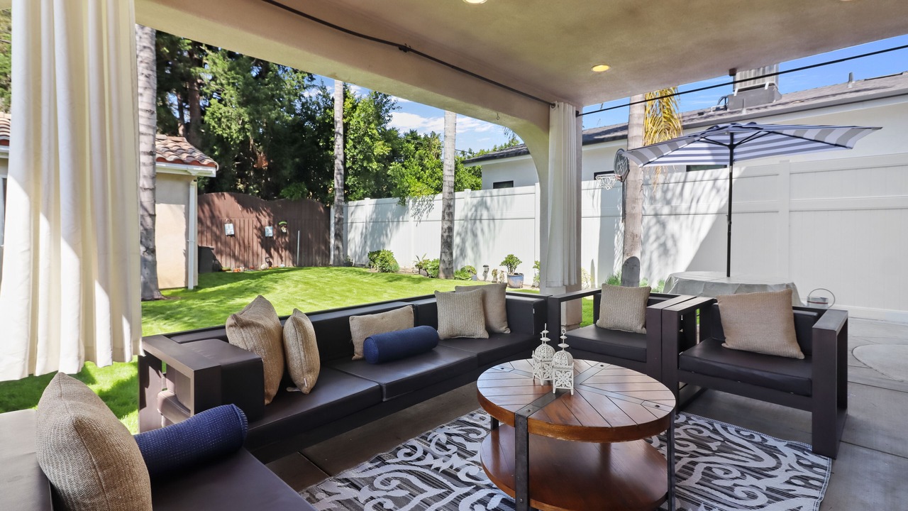 Photo of Patio Balcony in Sherman Oaks